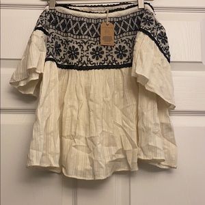 Off the Shoulder Too